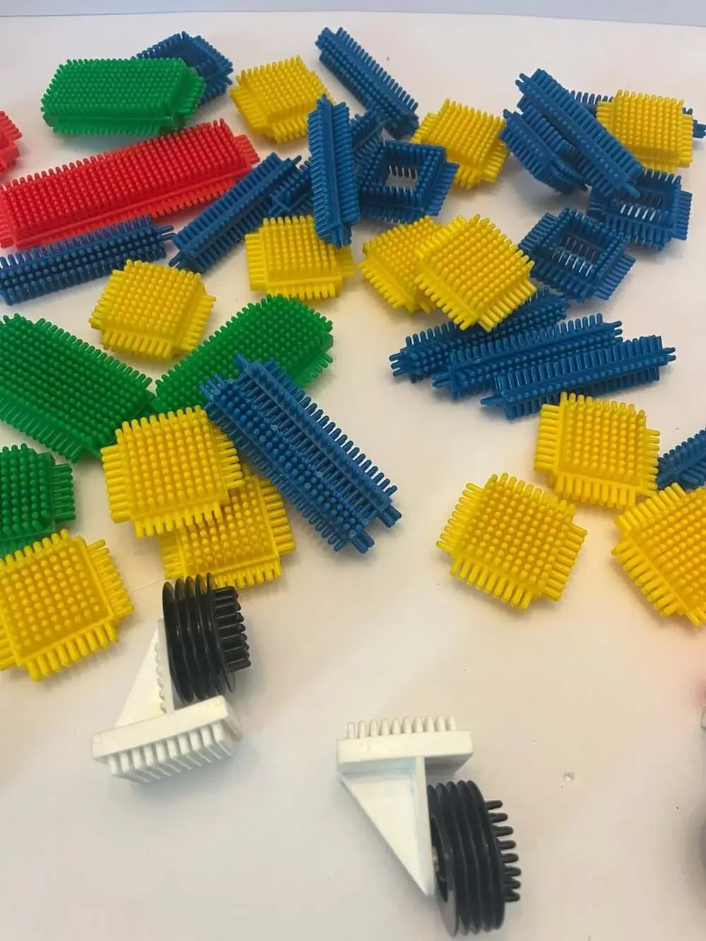 Vintage 1978 Playskool Bristle Blocks 57 Piece Set #817